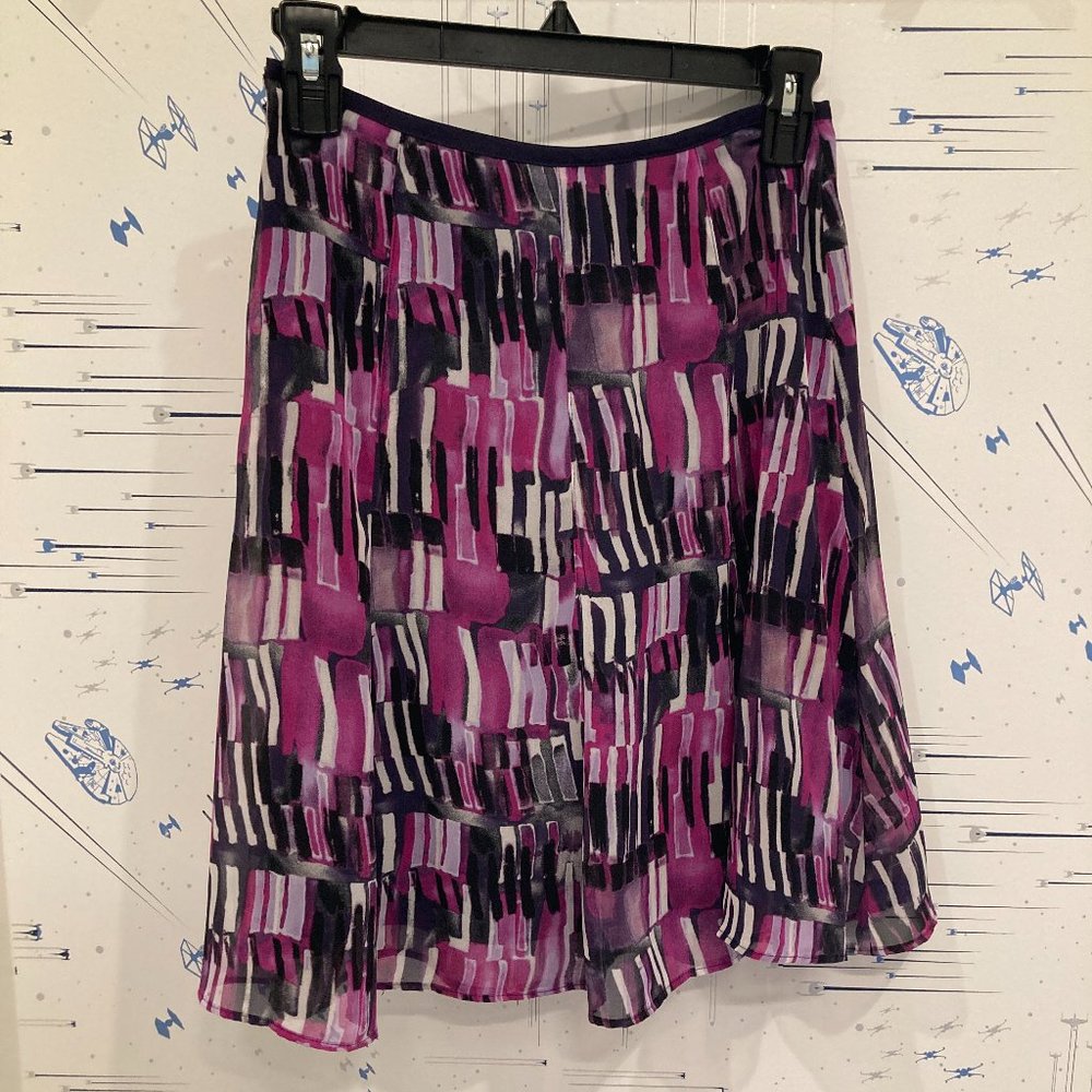 Ann Taylor Flowy Geometric Purple Skirt (00P)
